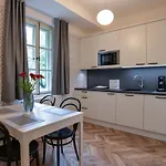 Selena Apartment *